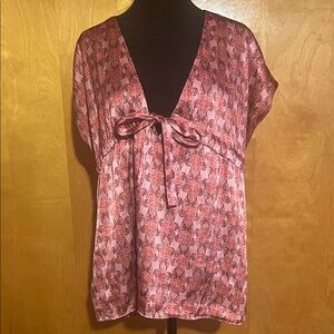 Daisy Fuentes Medium Pink Floral Blouse